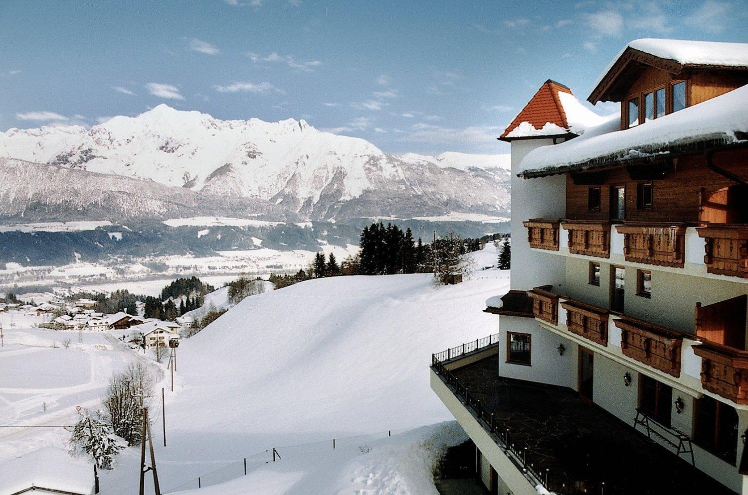 Hotel Jaegerhof Kolsassberg エクステリア 写真