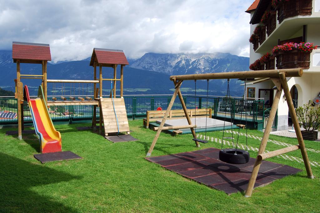 Hotel Jaegerhof Kolsassberg エクステリア 写真