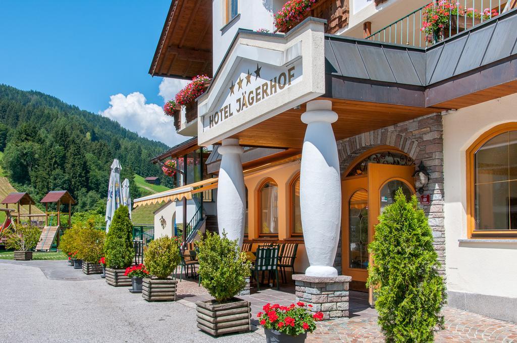 Hotel Jaegerhof Kolsassberg エクステリア 写真