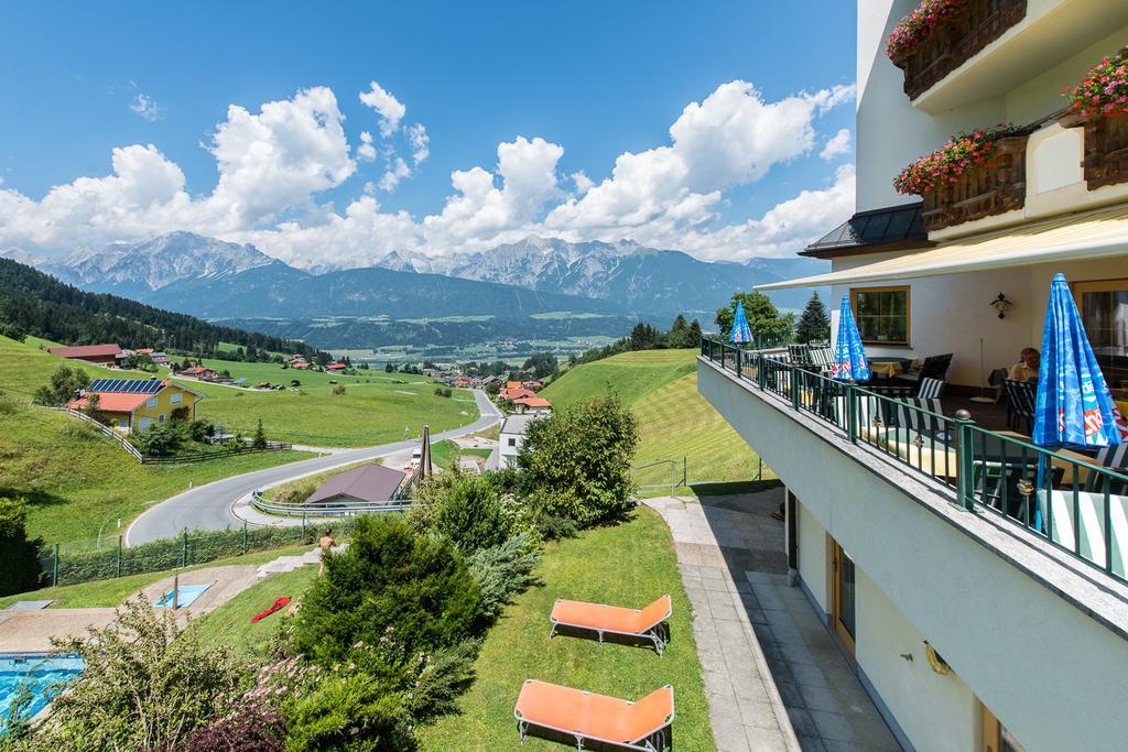Hotel Jaegerhof Kolsassberg エクステリア 写真