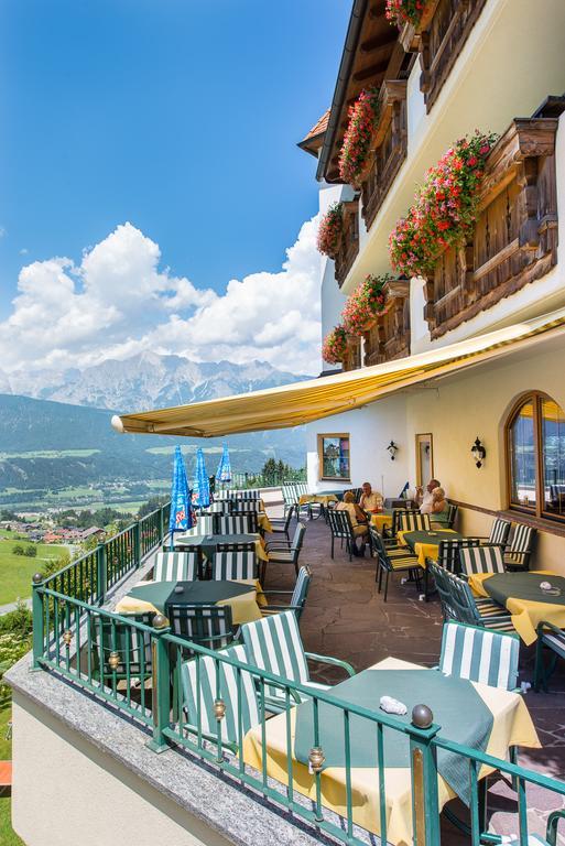 Hotel Jaegerhof Kolsassberg エクステリア 写真