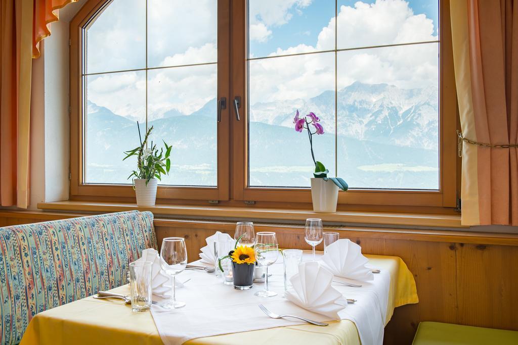 Hotel Jaegerhof Kolsassberg エクステリア 写真